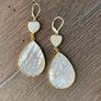 Double mother of pearl earrings - gold