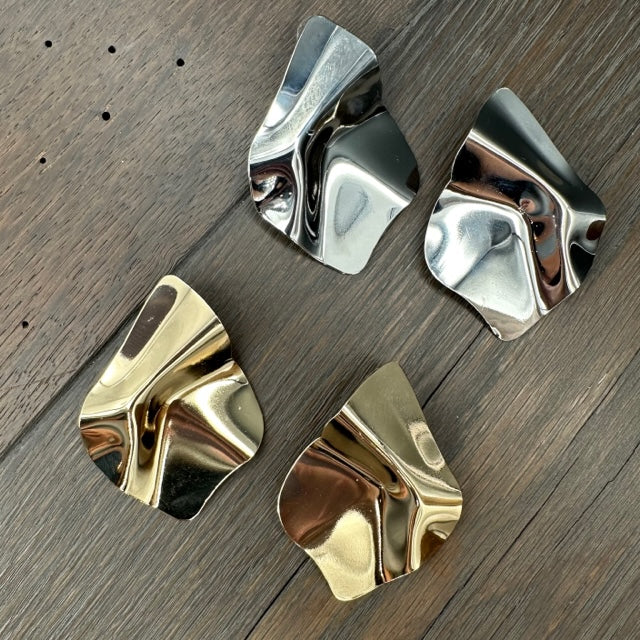 Large crumpled metal earring - silver, gold – Renee Piatt Collection