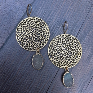 Filigree disc earrings with druzy drops - gold