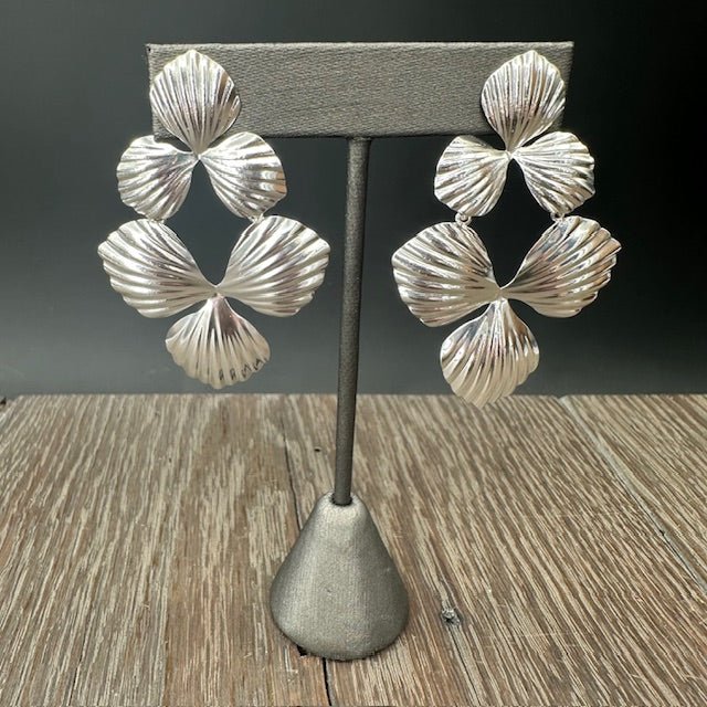Trillium flower earring - gold, silver - Renee Piatt Collection