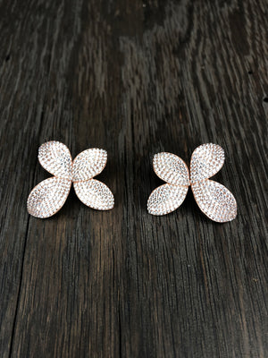 Pavé cz 3d large flower stud earrings