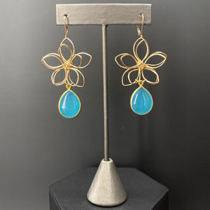 Gemstone drop 3d wire flower earrings - gold