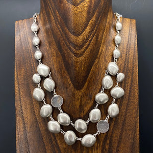 Druzy accent pebble statement necklace - silver