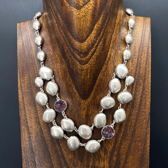 Druzy accent pebble statement necklace - silver