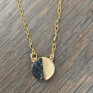 Half moon "Moon Phases" necklace - gold