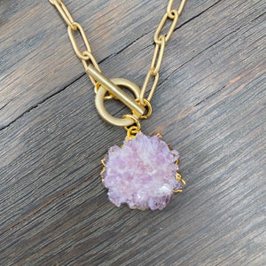 Wrap and toggle amethyst rose necklace - gold