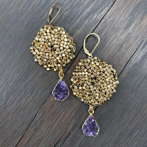 Pebble disc earrings with druzy drops - gold