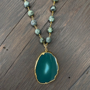 Agate slice and african turquoise - gold