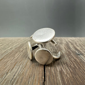 Beaded "mod dots" ring - antique silver