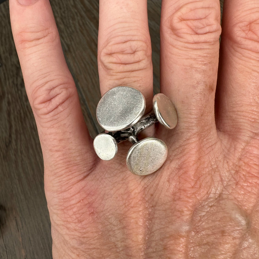Beaded "mod dots" ring - antique silver