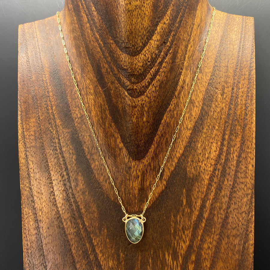 Faceted Gemstone pendant necklace - gold