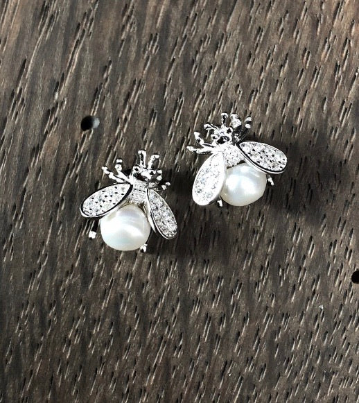 Baby bee stud earrings with faux pearl belly