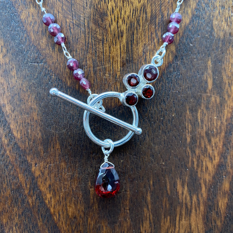 Garnet necklace with front toggle - sterling silver